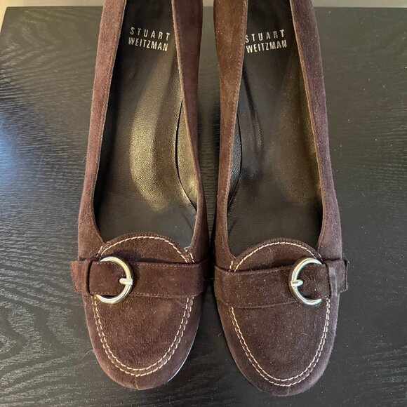 Stuart Weizman Brown Suede w/ Buckle Kitten Heels - Women's Size 8 - Picture 1 of 5